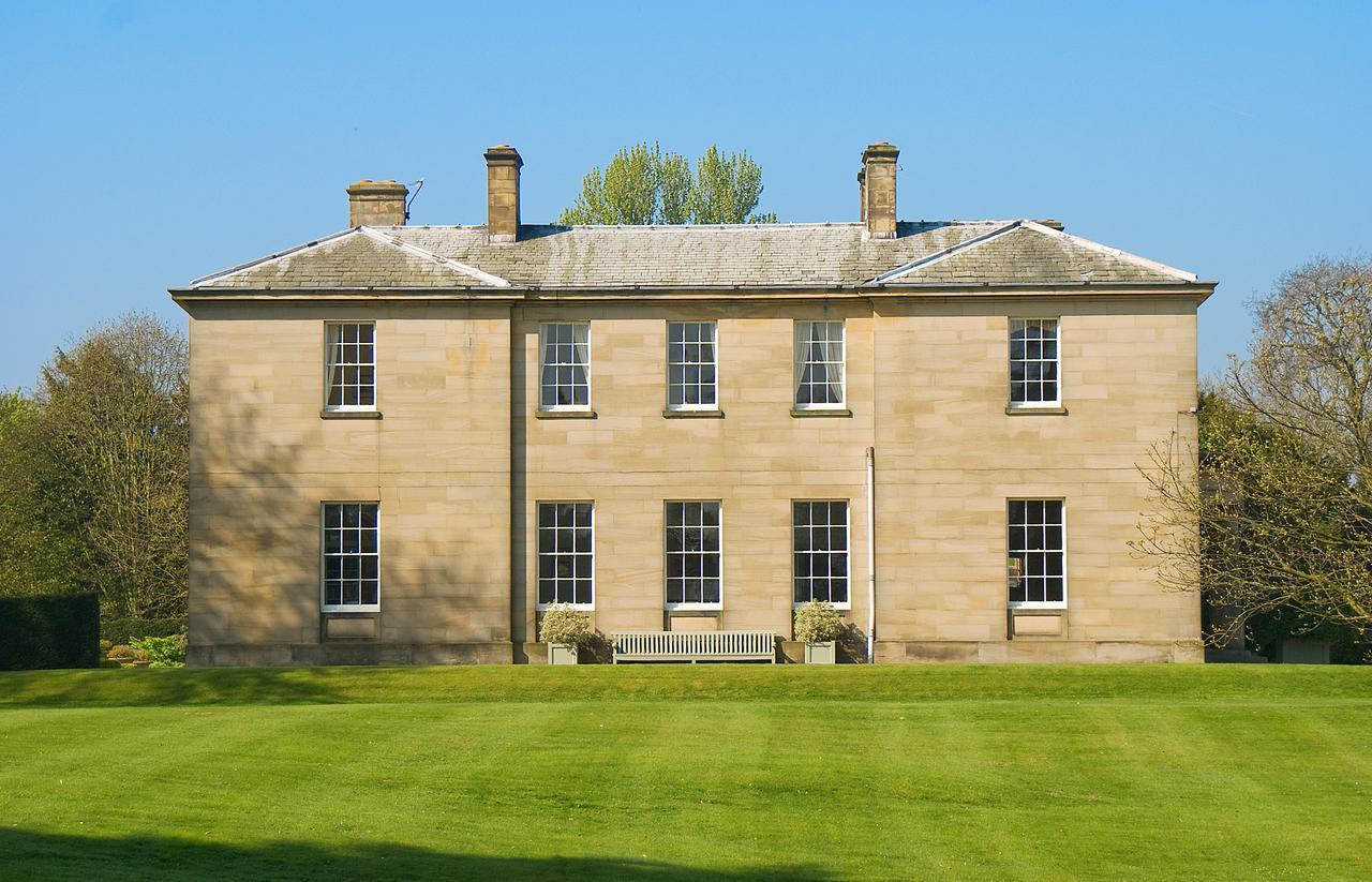 Saltmarshe Hall Екстериор снимка