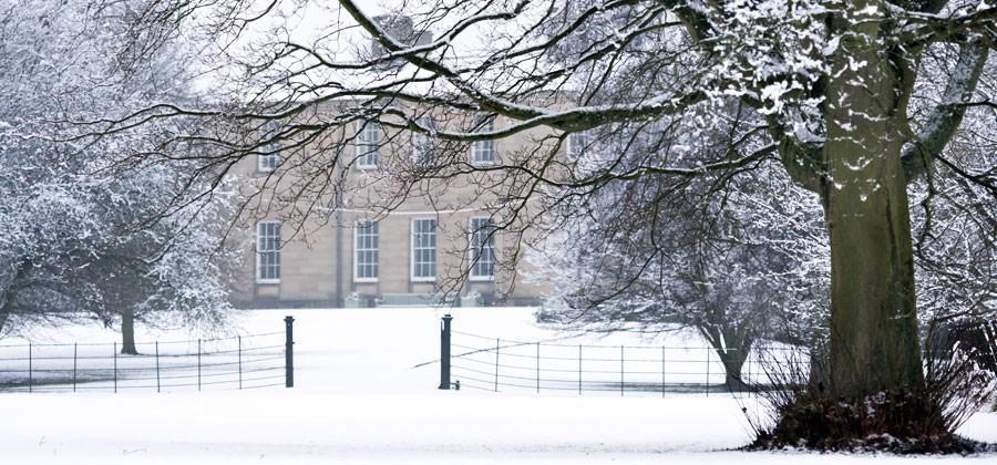 Saltmarshe Hall Екстериор снимка